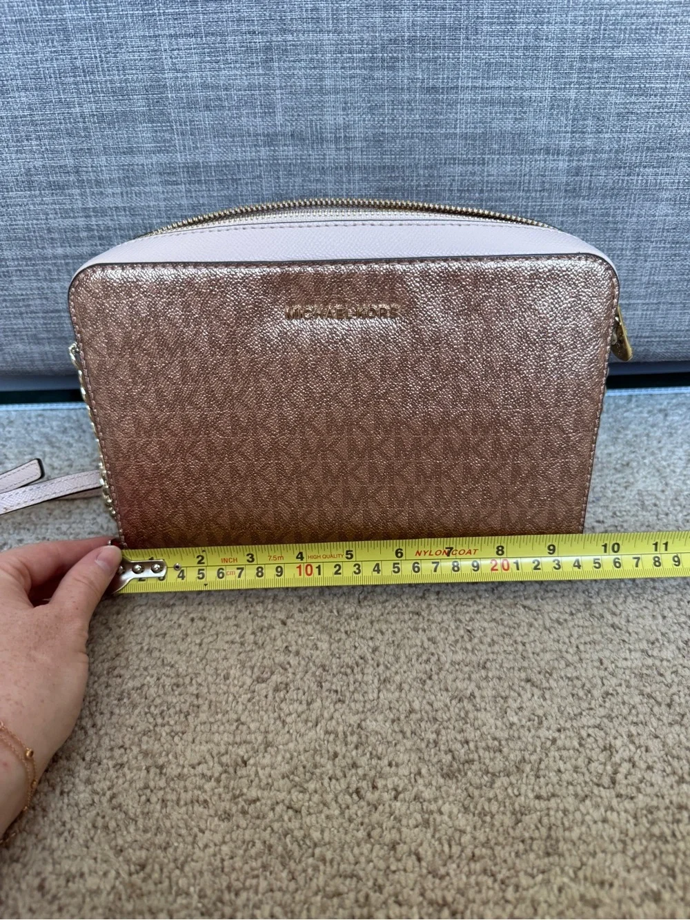 MICHAEL KORS Rose Gold Metallic Signature Crossbody